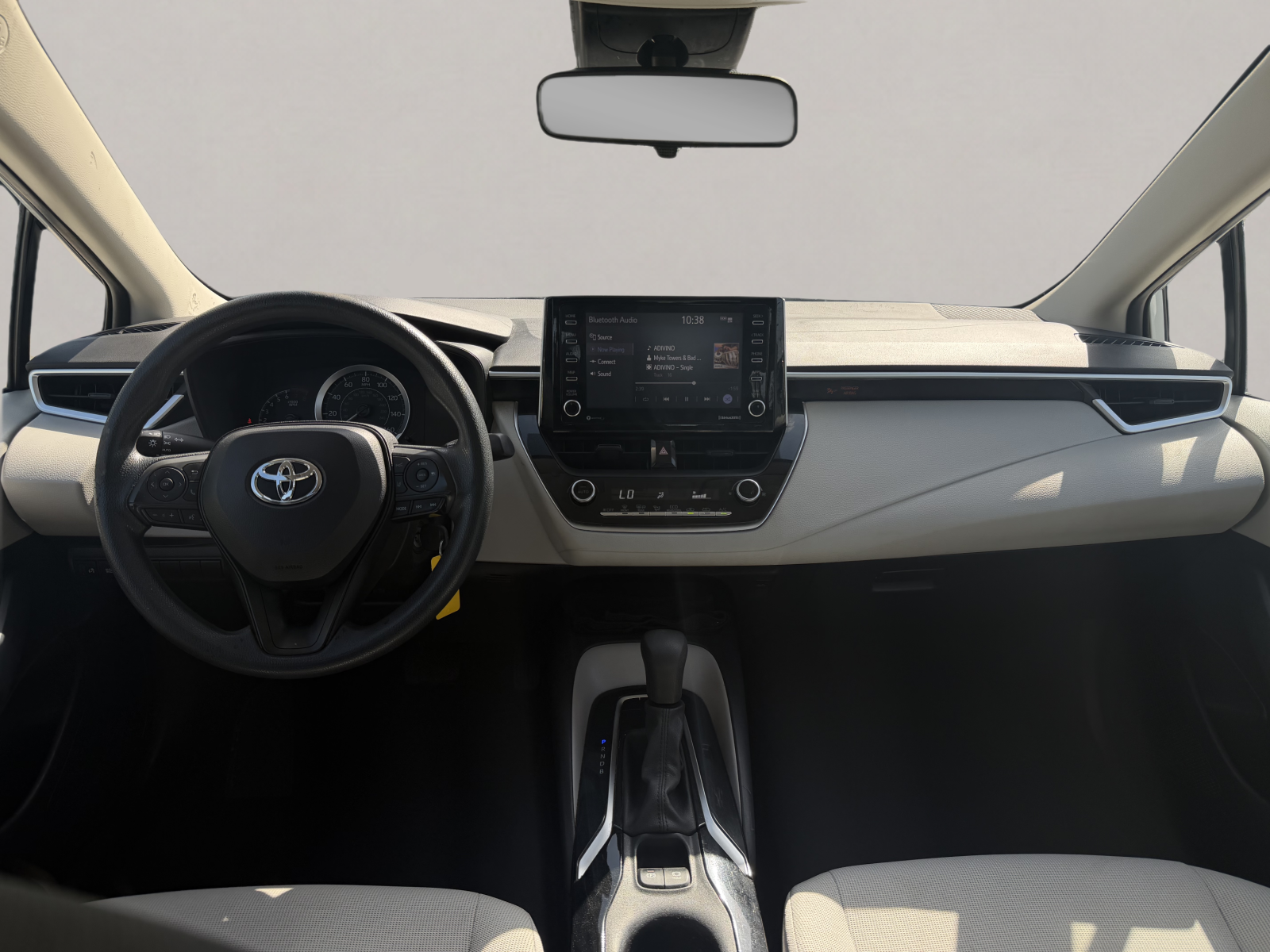 2021 Toyota Corolla LE — photo 13