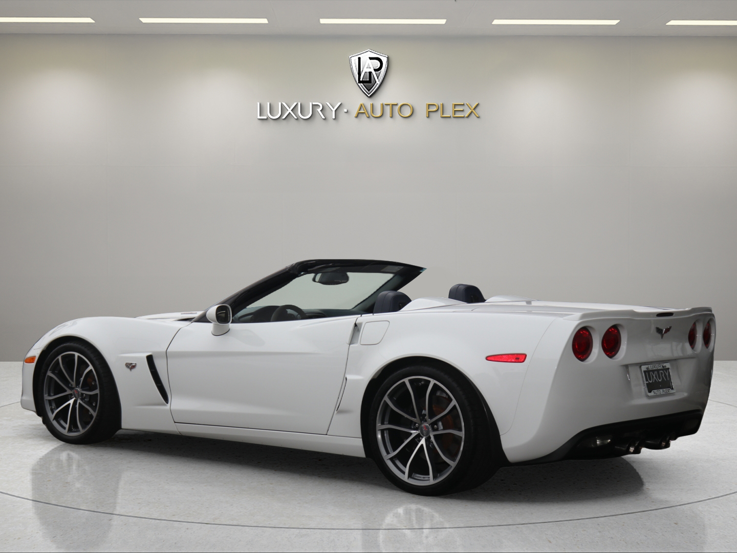 2013 Chevrolet Corvette 427 photo 4
