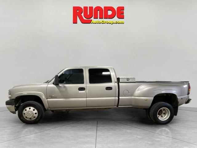 Used 2002 Chevrolet Silverado 3500 LS with VIN 1GCJC331X2F224779 for sale in Platteville, WI