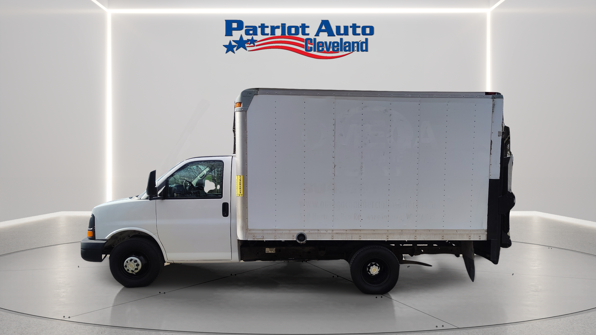 2012 Chevrolet Express 3500 - Image 3