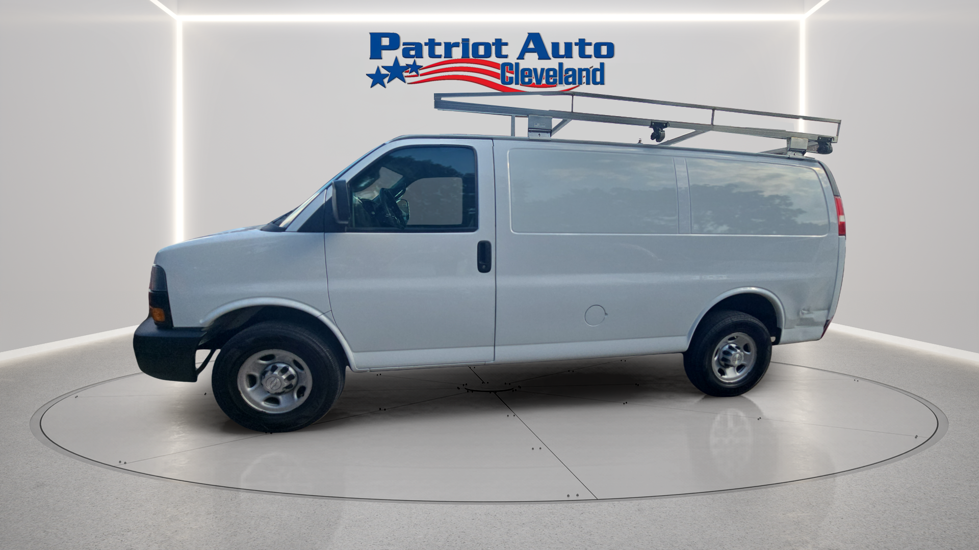 Photo 2 of 2019 Chevrolet Express 2500
